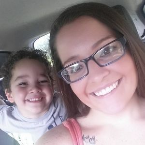 Meet your Posher, Kayla